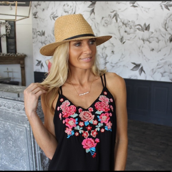 LAST ONE! Black Embroidered Cami Tank - Picture 4 of 4